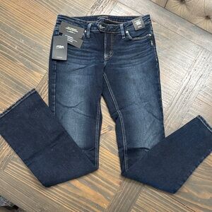 Silver Tuesday Low Rise Jeans Women’s Dark Wash Slim Boot Cut Jeans